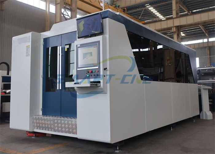 Water Cooling Fiber Laser Cutting Machine 2000×6000mm Exchange Table