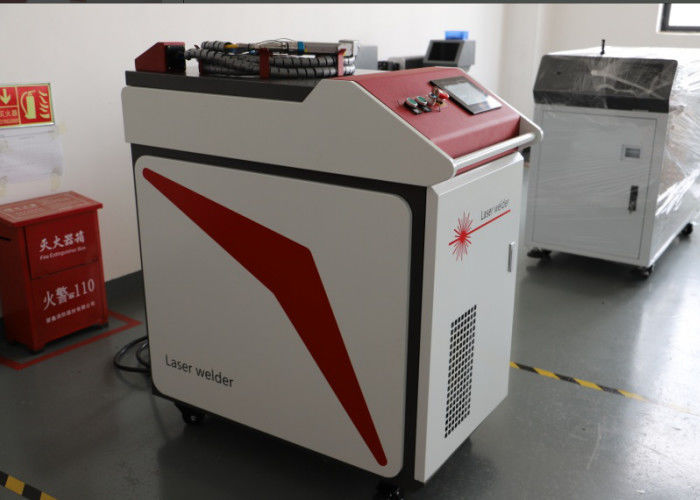 Continuously 1500w Fiber Laser Welder For Stainless Steel