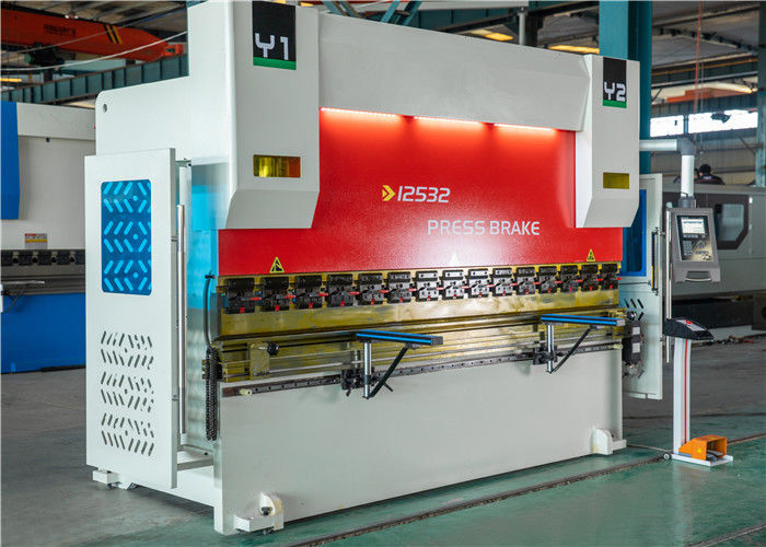 200 Ton CNC Hydraulic Press Brake Machine For Stainless Steel