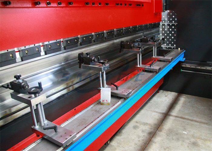 Steel Corrugated Hydraulic Press Brake , Sheet Metal Bending Machine